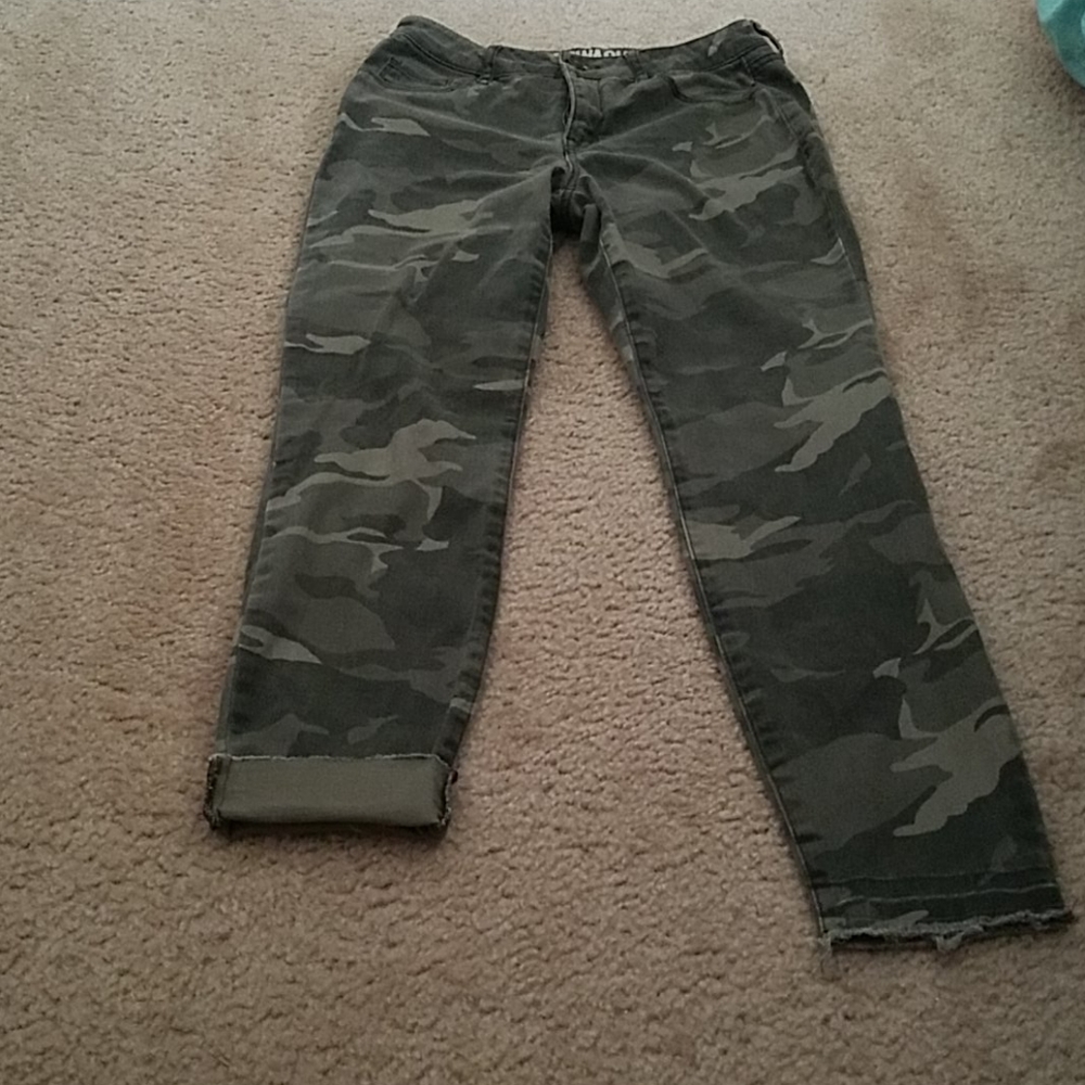 Rewash camo jeans